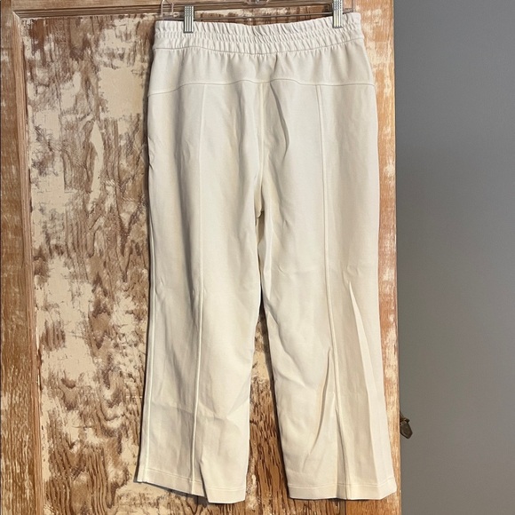 Lululemon Softstreme High-Rise Straight Leg Crop, Lemon Sorbet - 8 - Picture 5 of 7